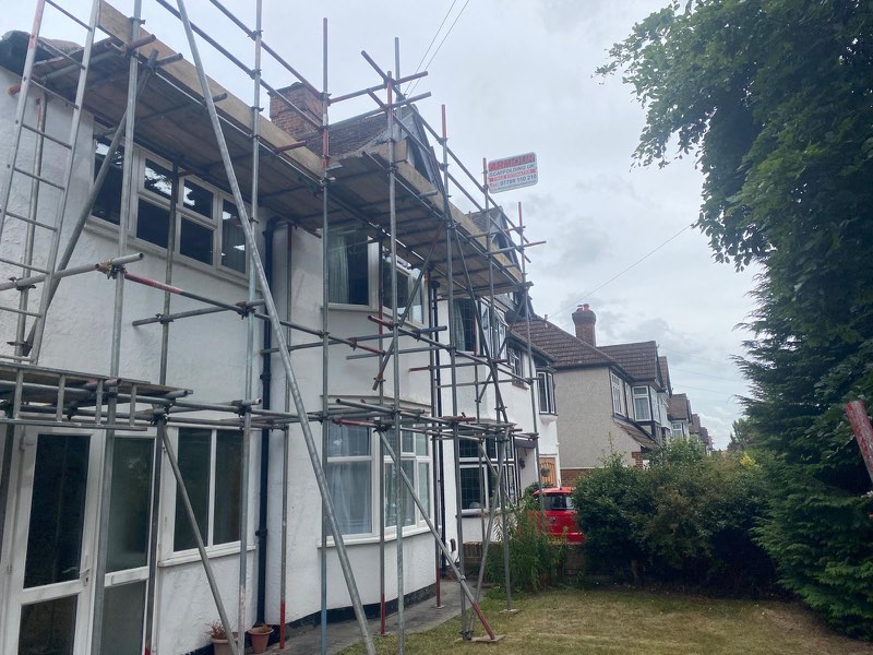Armour scaffold on a job relevant to roofer